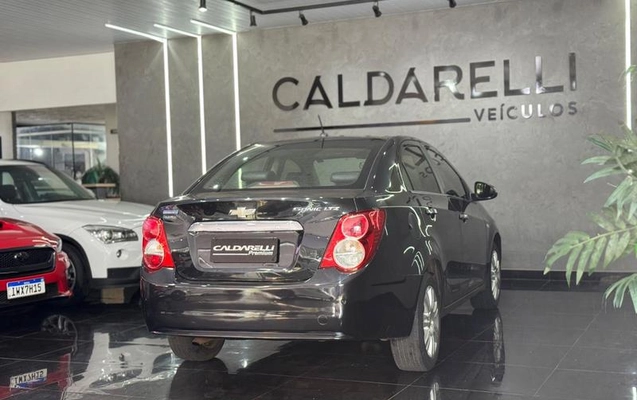 imagem-https://www.socarrao.com.br/sc-vehicle-images-prod/3282651/1788467458271-8384853_3_B_f1f80b5e08.jpeg