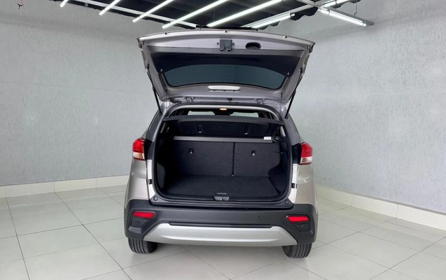 imagem-https://www.socarrao.com.br/sc-vehicle-images-prod/3282697/1787092203700-6770342_8_B_3518d0ac99.jpeg