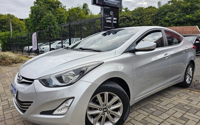 imagem-https://www.socarrao.com.br/sc-vehicle-images-prod/3282732/1786997373878-MjAyNjAxMjFfMTczNzI0LmpwZw.jpg