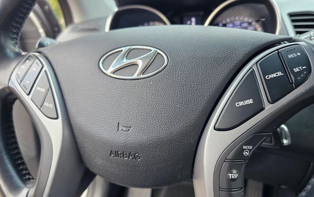 imagem-https://www.socarrao.com.br/sc-vehicle-images-prod/3282732/1786997374761-MjAyNjAxMjFfMTczODMwLmpwZw.jpg