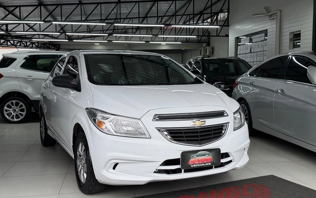 imagem-https://www.socarrao.com.br/sc-vehicle-images-prod/3282737/1786997404053-SU1HXzI2NDEuanBlZw.jpeg