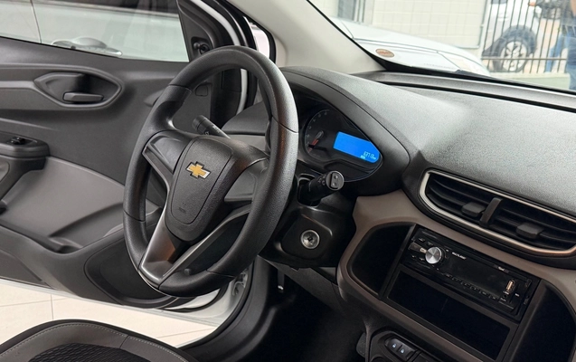 imagem-https://www.socarrao.com.br/sc-vehicle-images-prod/3282737/1786997404784-SU1HXzI2NDQuanBlZw.jpeg