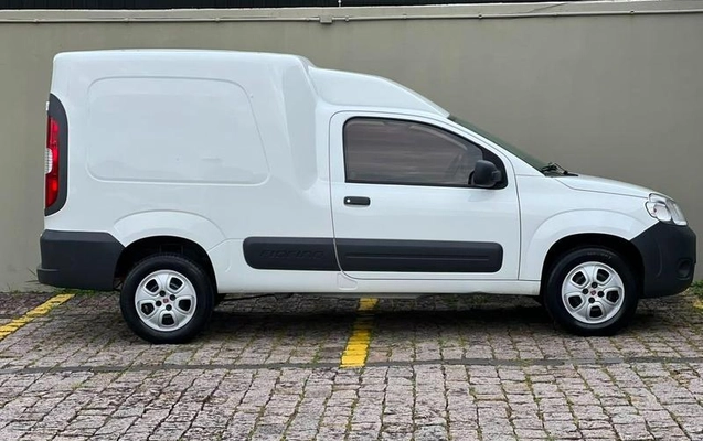 imagem-https://www.socarrao.com.br/sc-vehicle-images-prod/3282788/1790178350122-8388577_8_B_62e6cd74dd.jpeg