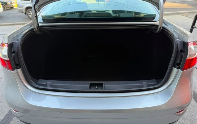 imagem-https://www.socarrao.com.br/sc-vehicle-images-prod/3283100/1789039249752-gb-f79b4e5.jpeg