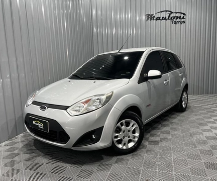 Ford Fiesta 2013 Branco — foto 1 de 3