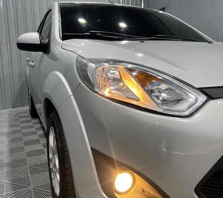 imagem-https://www.socarrao.com.br/sc-vehicle-images-prod/3283193/1789389714100-8388861_3_B_4ce518fcc3.jpeg