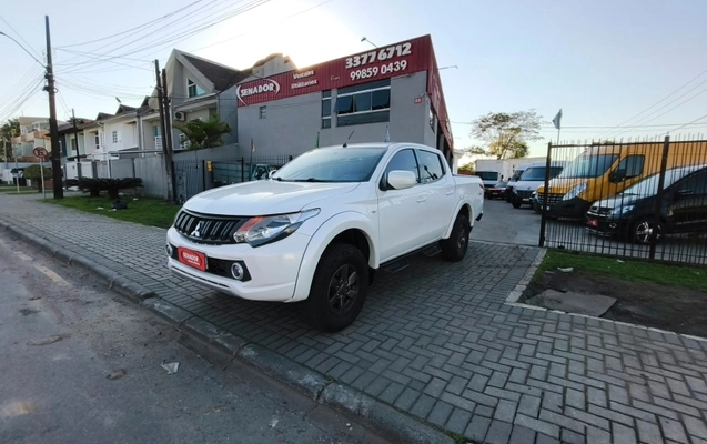 imagem-https://www.socarrao.com.br/sc-vehicle-images-prod/3283218/1790875434284-8eBhGrTRI6318NhdJgITl9HxlxDJHH0n.jpg