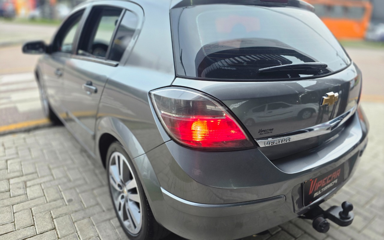 imagem-https://www.socarrao.com.br/sc-vehicle-images-prod/3283220/1786998997498-MjAyNjA4MTJfMTcxOTM4LmpwZw.jpg