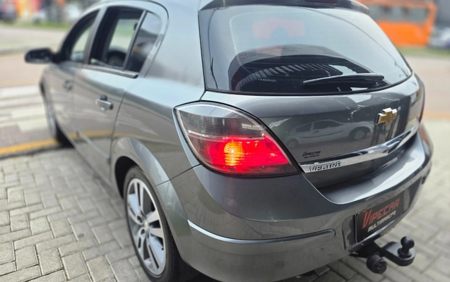 imagem-https://www.socarrao.com.br/sc-vehicle-images-prod/3283220/1786998997498-MjAyNjA4MTJfMTcxOTM4LmpwZw.jpg