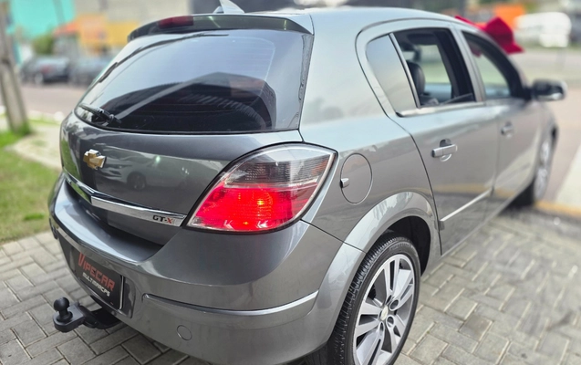 imagem-https://www.socarrao.com.br/sc-vehicle-images-prod/3283220/1786998997639-MjAyNjA4MTJfMTcxOTUzLmpwZw.jpg