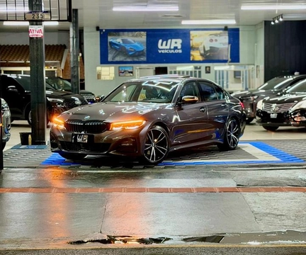 BMW 320i 2022 Cinza — foto 1 de 3