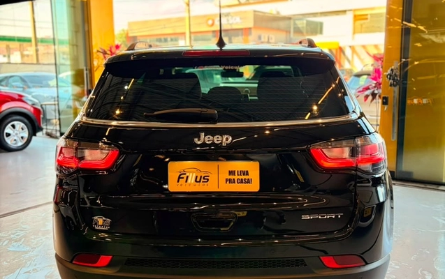 imagem-https://www.socarrao.com.br/sc-vehicle-images-prod/3283230/1786999066678-b8b1a0fb-6cab-4672-916a-0add87831eb0.jpg
