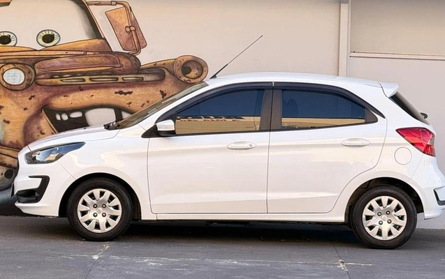 imagem-https://www.socarrao.com.br/sc-vehicle-images-prod/3283260/1790017755362-8291689_5_B_56e98aa153.jpeg