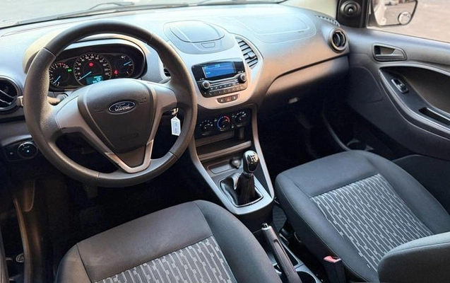 imagem-https://www.socarrao.com.br/sc-vehicle-images-prod/3283260/1790017755369-8291689_13_B_95d0b232f4.jpeg