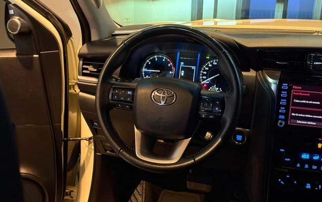 imagem-https://www.socarrao.com.br/sc-vehicle-images-prod/3283282/1789503089979-8379564_9_B_0cd3793bfa.jpeg