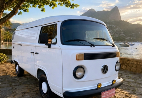 Volkswagen Kombi Furgão 2004 Branco — foto 1 de 3