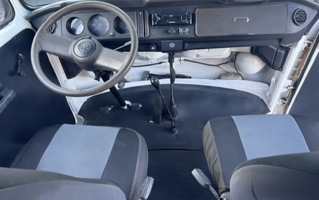 imagem-https://www.socarrao.com.br/sc-vehicle-images-prod/3283455/1786999598777-MTI1ZThiMTAtMGE1OC00MjljLWFhODgtN2UwYjc0MTYzMjhkLmpwZw.jpg
