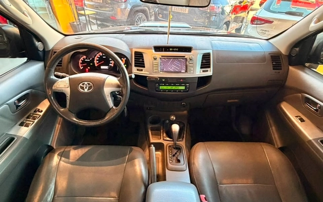 imagem-https://www.socarrao.com.br/sc-vehicle-images-prod/3283497/1789476311583-1ee24176-958f-444b-89f1-96c3782ac460.jpg
