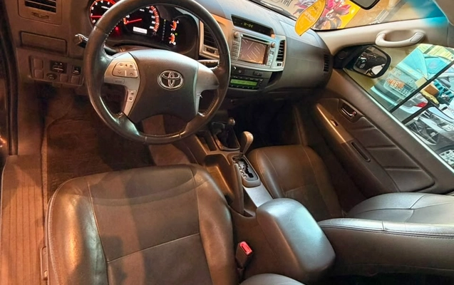 imagem-https://www.socarrao.com.br/sc-vehicle-images-prod/3283497/1789476311591-b89e1d98-37ab-40c9-a094-8de2c133ddfe.jpg