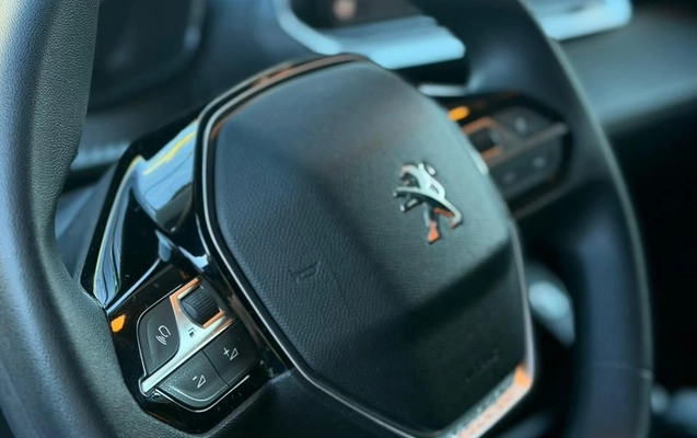 imagem-https://www.socarrao.com.br/sc-vehicle-images-prod/3283581/1789582047758-gb-2d0cb01.jpeg