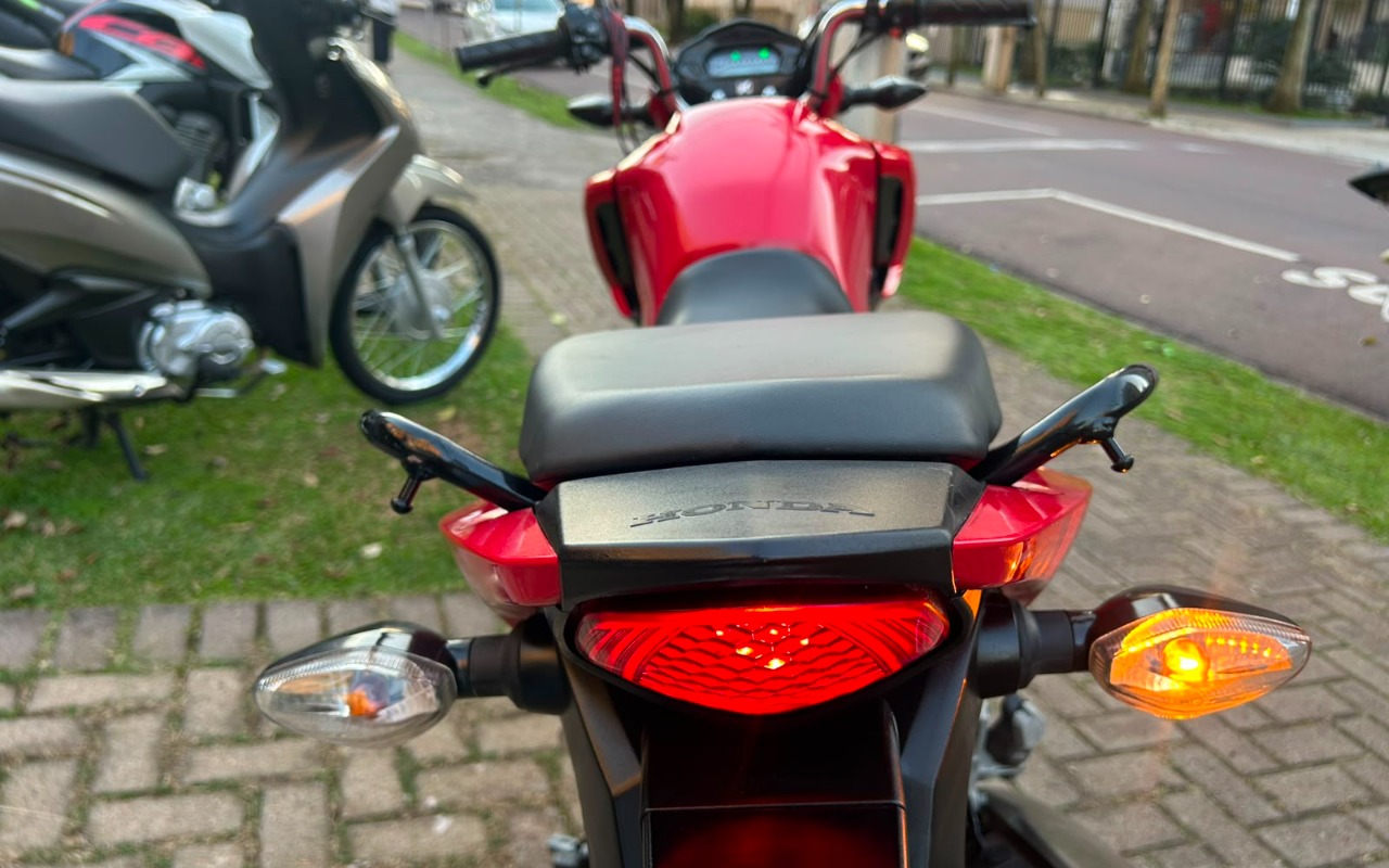 imagem-https://www.socarrao.com.br/sc-vehicle-images-prod/3283623/1786999999053-My5qcGVn.jpeg
