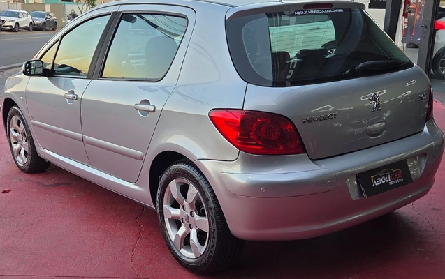 imagem-https://www.socarrao.com.br/sc-vehicle-images-prod/3283669/1789738082511-gb-7a68a2f.jpg