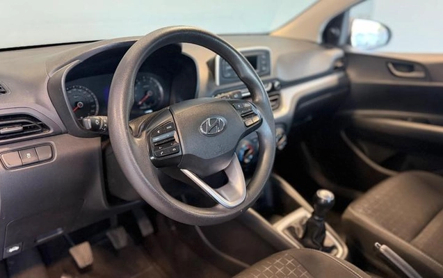 imagem-https://www.socarrao.com.br/sc-vehicle-images-prod/3283680/1787000580509-8120689_7_B_957b7d0c1e.jpeg