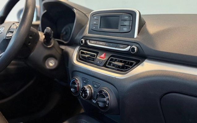 imagem-https://www.socarrao.com.br/sc-vehicle-images-prod/3283680/1787000580512-8120689_10_B_8ae788b4ed.jpeg