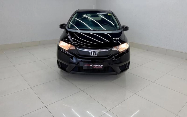 imagem-https://www.socarrao.com.br/sc-vehicle-images-prod/3283817/1787001337368-8389040_4_B_3f03f6b8cb.jpeg