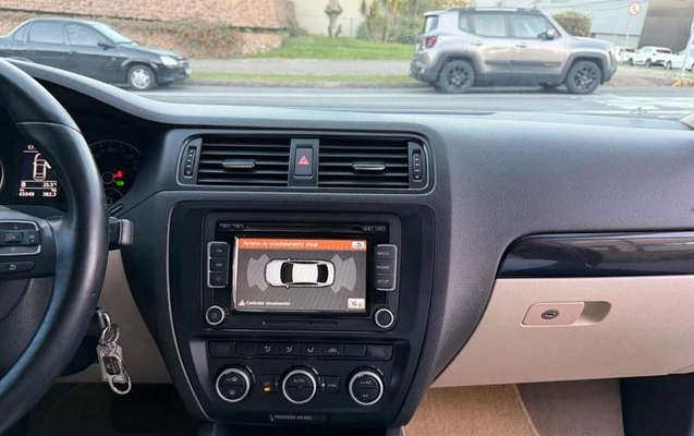 imagem-https://www.socarrao.com.br/sc-vehicle-images-prod/3283916/1787001222378-8343818_15_B_11db366566.jpeg