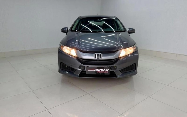 imagem-https://www.socarrao.com.br/sc-vehicle-images-prod/3283962/1787001330420-8356254_4_B_3d2541b3f1.jpeg