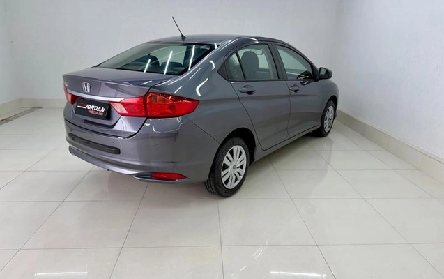 imagem-https://www.socarrao.com.br/sc-vehicle-images-prod/3283962/1787001330425-8356254_9_B_f68b90b5bc.jpeg