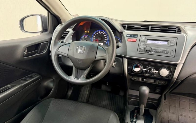 imagem-https://www.socarrao.com.br/sc-vehicle-images-prod/3283962/1787001330434-8356254_20_B_bb0f8d7676.jpeg