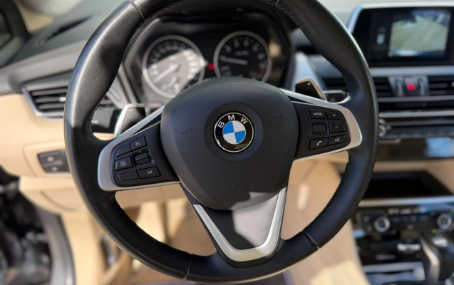 imagem-https://www.socarrao.com.br/sc-vehicle-images-prod/3284054/1787001664329-003_08d14c4eb20191a3ad3b820bd3f2261f.jpeg