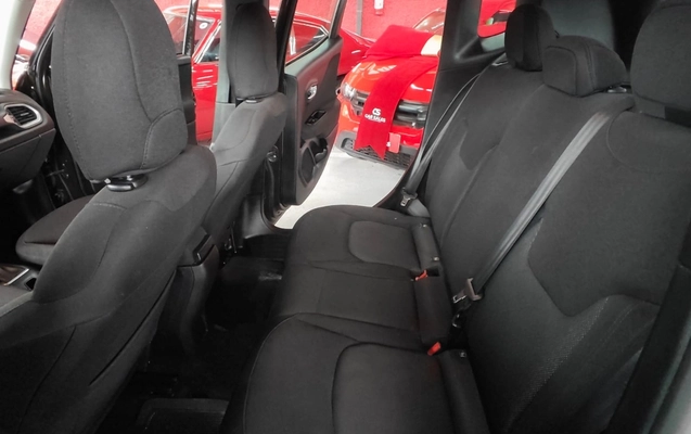 imagem-https://www.socarrao.com.br/sc-vehicle-images-prod/3284152/1787001904511-V2hhdHNBcHAgSW1hZ2UgMjAyNi0wOC0xMiBhdCAxNy4yNS4yNSAoMikuanBlZw.jpeg