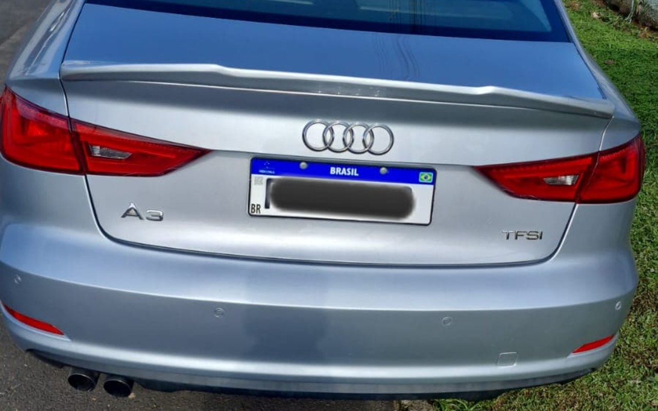 imagem-https://www.socarrao.com.br/sc-vehicle-images-prod/3284427/1787064162820-V0FfMTc4NzA2Mzk5MTU4OC5qcGVn.jpeg