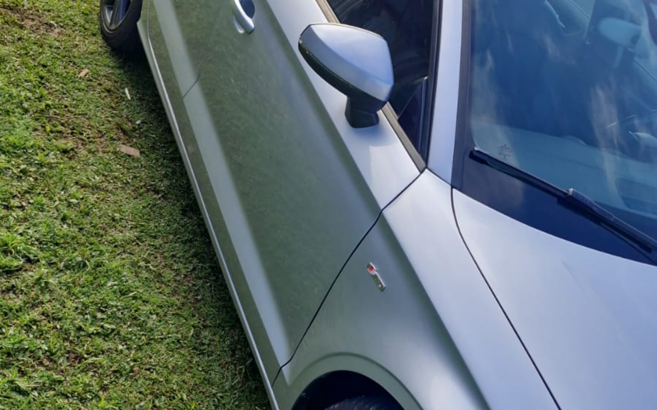 imagem-https://www.socarrao.com.br/sc-vehicle-images-prod/3284427/1787064163313-SU1HLTIwMjYwNzI2LVdBMDAwNC5qcGc.jpg