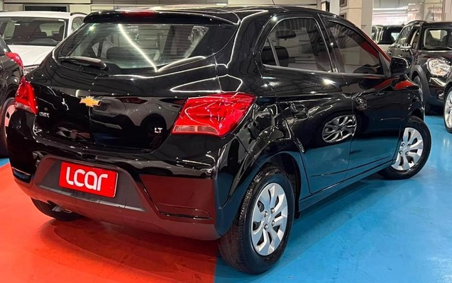 imagem-https://www.socarrao.com.br/sc-vehicle-images-prod/3284908/1789593319825-8376720_0_B_f6d9d420da.jpeg