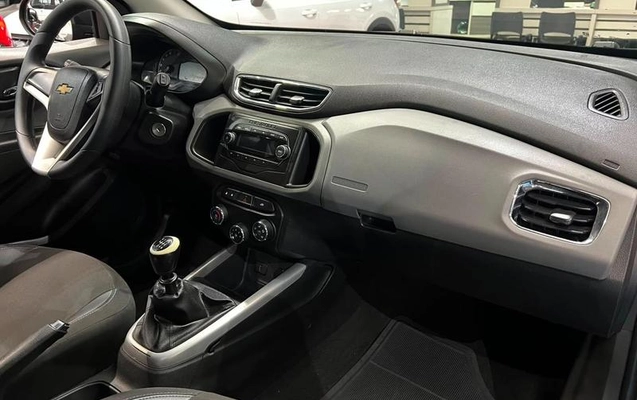 imagem-https://www.socarrao.com.br/sc-vehicle-images-prod/3284908/1789593319831-8376720_7_B_2563536f08.jpeg