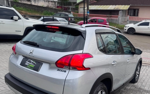 imagem-https://www.socarrao.com.br/sc-vehicle-images-prod/3284918/1787004266077-SU1HLTIwMjYwODEzLVdBMDE1OC5qcGc.jpg