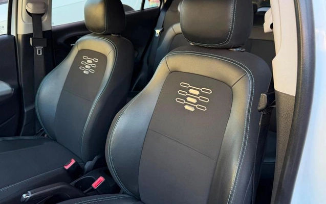 imagem-https://www.socarrao.com.br/sc-vehicle-images-prod/3286668/1790092888117-8312060_9_B_83c3cba0d5.jpeg