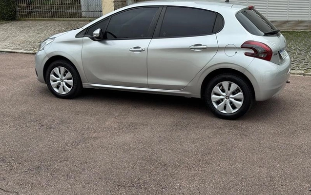imagem-https://www.socarrao.com.br/sc-vehicle-images-prod/3289022/1788961338744-8389404_18_B_62eb51e487.jpeg