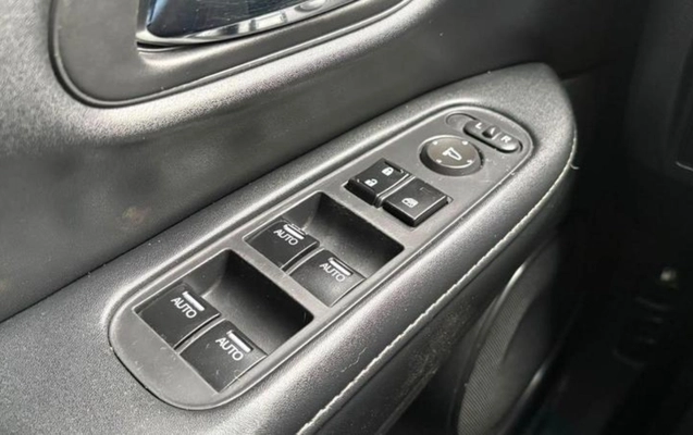 imagem-https://www.socarrao.com.br/sc-vehicle-images-prod/3289199/1787017697070-RkNfMzkzOV84MjkxMDc2XzhfVl84MzliOTBkYjUxLmpwZWc.jpeg