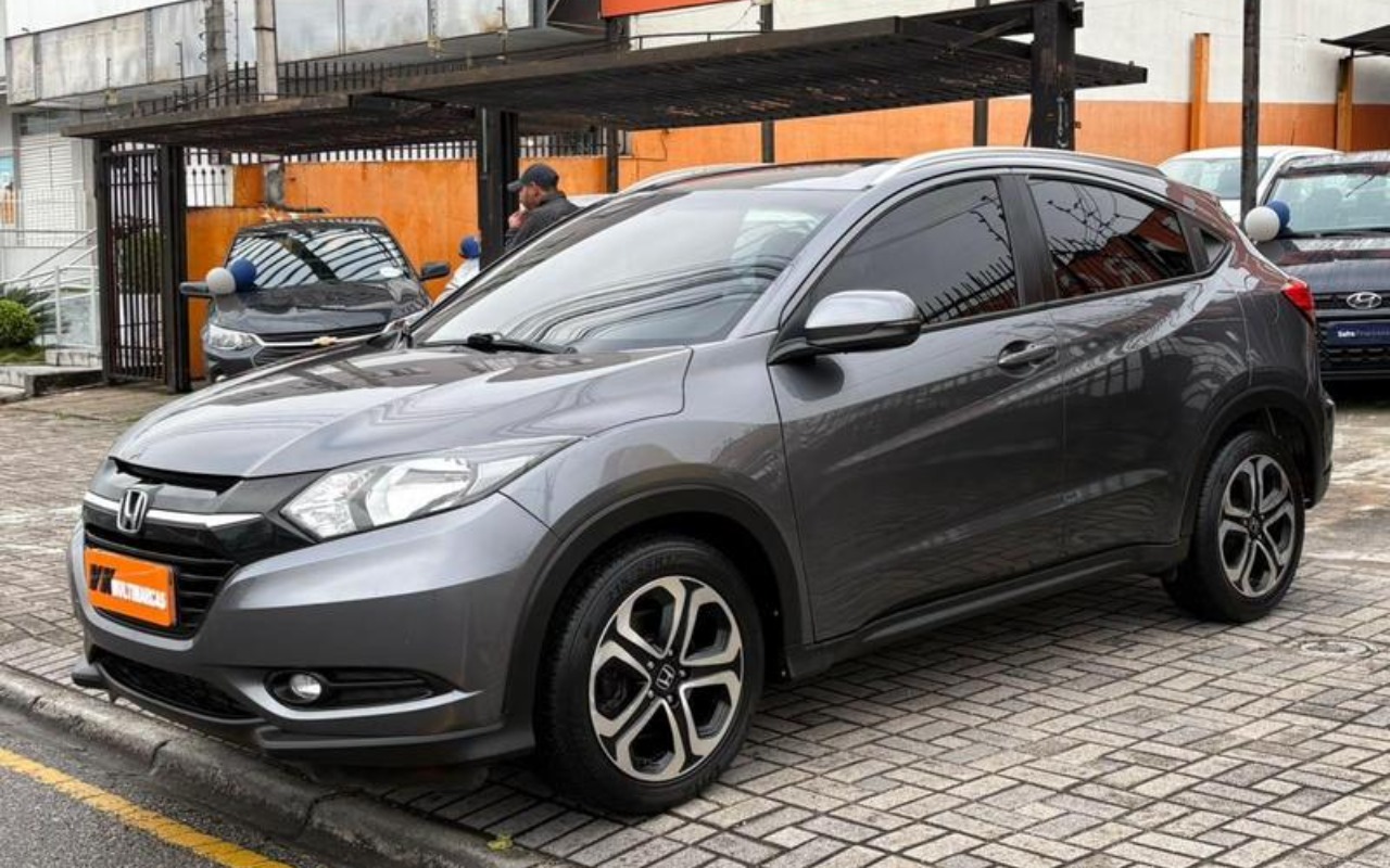 imagem-https://www.socarrao.com.br/sc-vehicle-images-prod/3289199/1787017697474-RkNfMzkzOV84MjkxMDc2XzEwX1ZfMTVmYjlkNGNhNC5qcGVn.jpeg