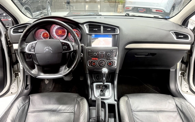 imagem-https://www.socarrao.com.br/sc-vehicle-images-prod/3289381/1787018347595-1_105822.jpg