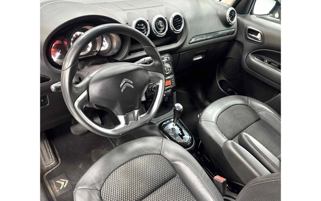 imagem-https://www.socarrao.com.br/sc-vehicle-images-prod/3289387/1787018433140-1_094521.jpg