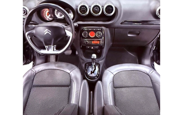 imagem-https://www.socarrao.com.br/sc-vehicle-images-prod/3289387/1787018433140-1_094522.jpg
