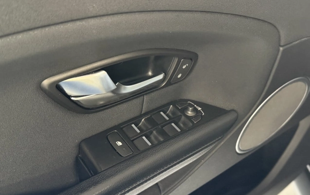 imagem-https://www.socarrao.com.br/sc-vehicle-images-prod/3291147/1787033298280-vehicle_image_1787032496_03670d8f163767b35281d0957c8949a1.jpeg