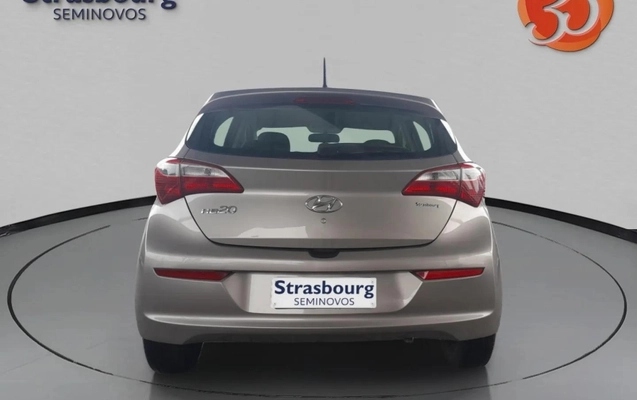 imagem-https://www.socarrao.com.br/sc-vehicle-images-prod/3295628/1789675356206-9IuRGFVUrQDyJ4m6bdYAZTKEHh45T75H.jpg