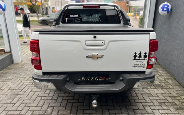 imagem-https://www.socarrao.com.br/sc-vehicle-images-prod/3296368/1788114704305-vehicle_image_1787684171_fbd5ca4003dd60f43a6922ec920c786e.jpeg